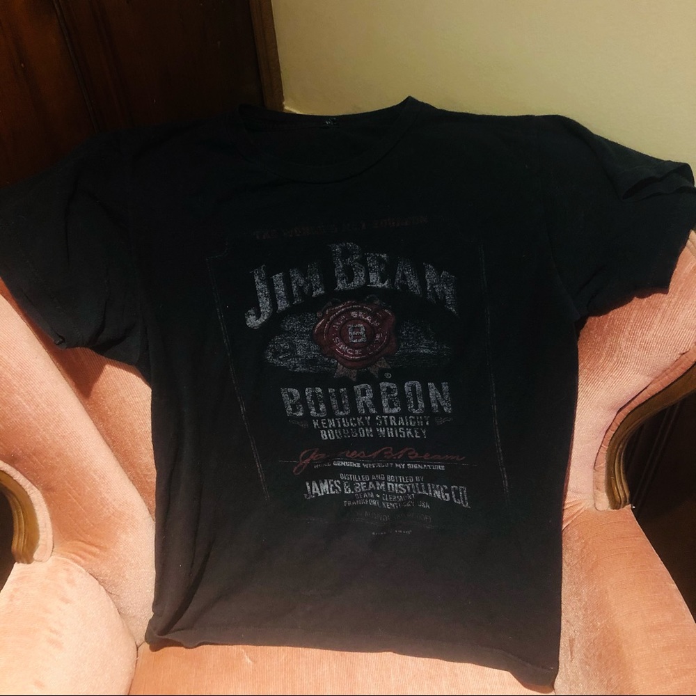 Black tee
